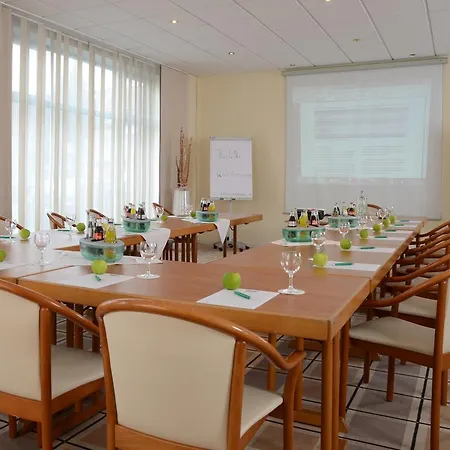 Residenz Oberhausen 3*